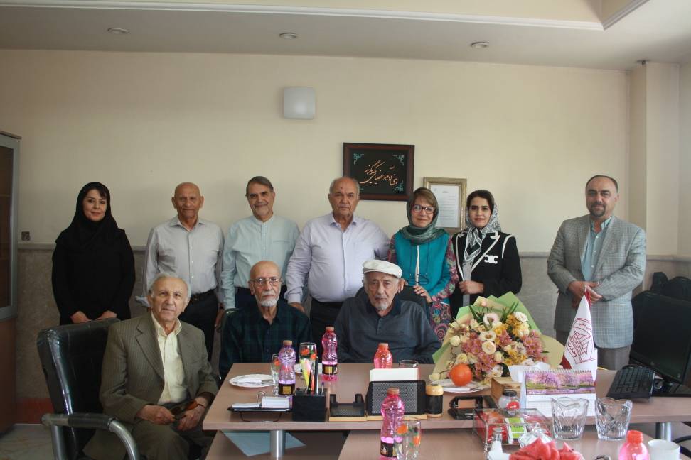 همراهی مهندس صباغیان با خانواده وحدت